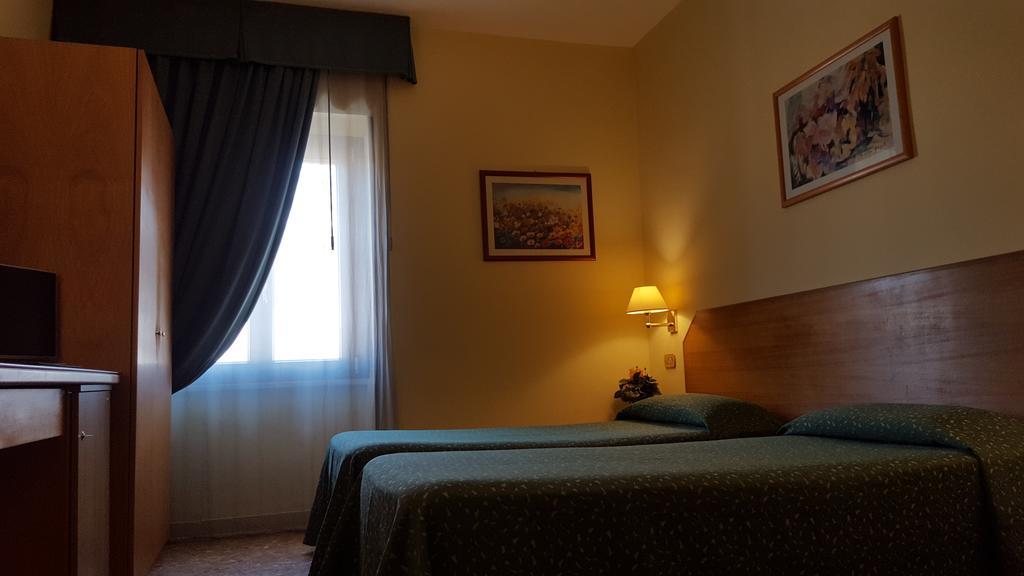 Nuovo Albergo К'єті Екстер'єр фото