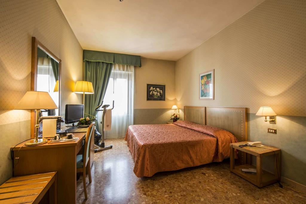 Nuovo Albergo К'єті Екстер'єр фото