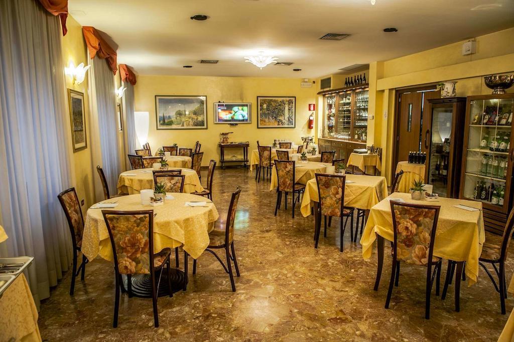 Nuovo Albergo К'єті Екстер'єр фото